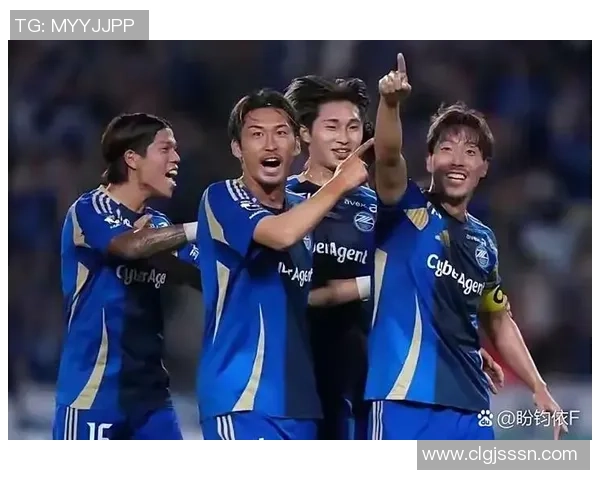 上海海港全力备战新赛季展望球队阵容调整与未来发展方向