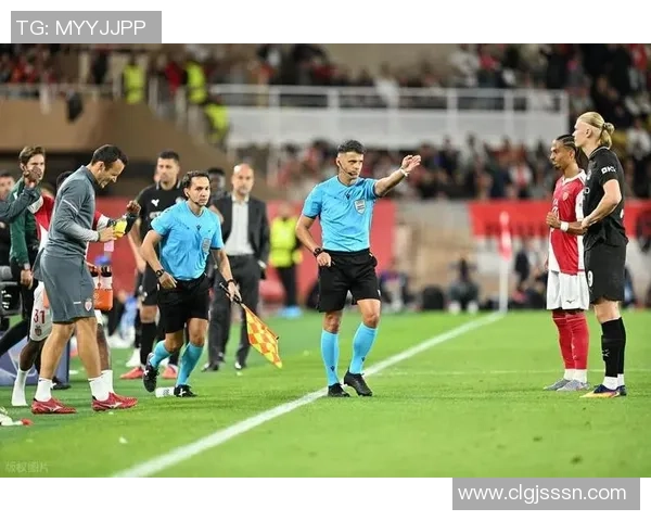 曼城迎战强劲对手巅峰对决揭示英超冠军归属关键之战 曼城迎战强劲对手巅峰对决揭示英超冠军归属关键之战