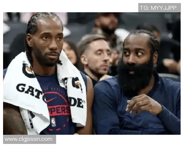 洛杉矶快船重整旗鼓迎新赛季 目标冲击NBA总冠军荣耀 洛杉矶快船重整旗鼓迎新赛季 目标冲击NBA总冠军荣耀